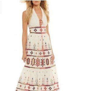 🌺Chelsea & Violet Maxi Dress